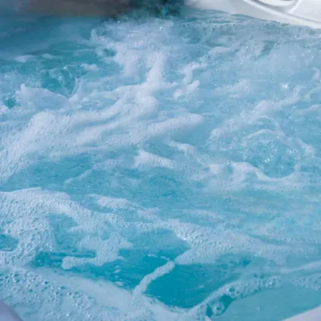 Maison De Ville, Jacuzzi,garage Apartment *