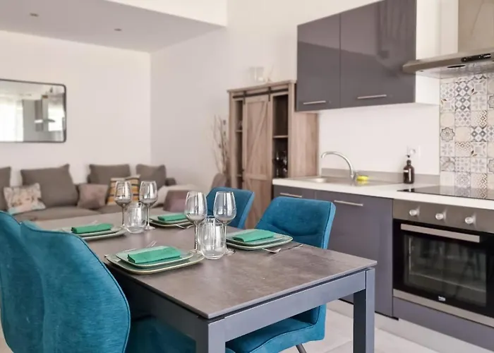Maison De Ville, Jacuzzi,garage Appartamento Bernis